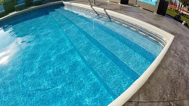 Pool Cleaning Service